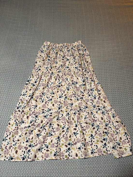 Temu Dresses & Skirts - Cream Floral Tiered Maxi Skirt - Lightweight Boho Style